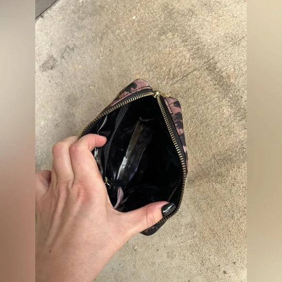 Juicy Couture Small Cosmetic Bag - Picture 4 of 7